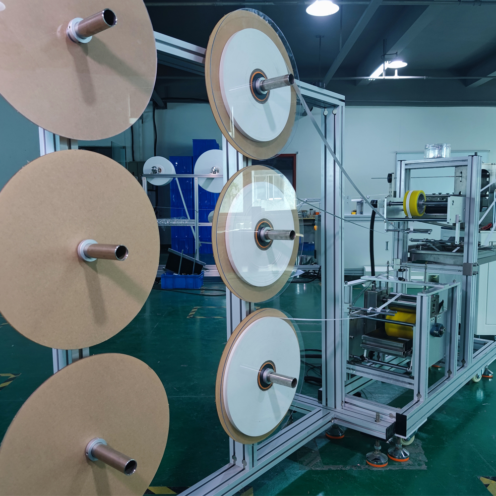 Automatische Maschine zur Herstellung von Papierstroh